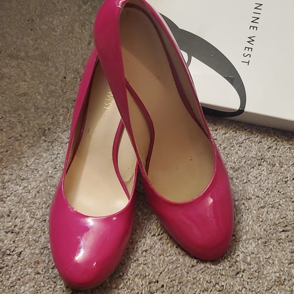 2 pairs of heels - Picture 5 of 17